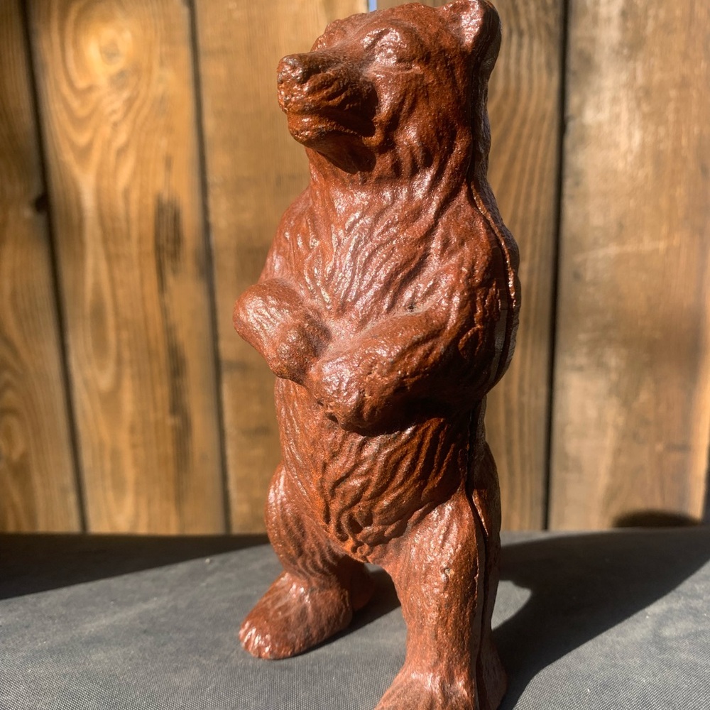 VTG Cast Iron standing bear statue